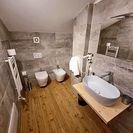 Motti Hotel *